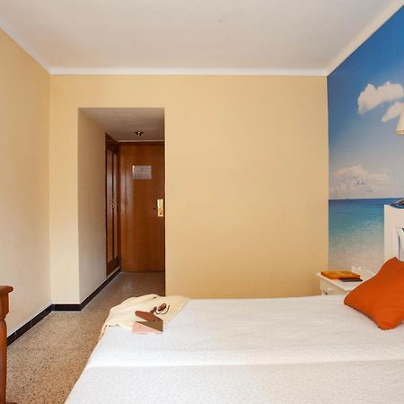 Bj Hostal Bona Vista S'illot Exteriér fotografie